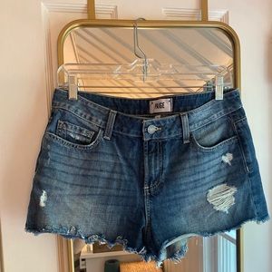 Paige Denim Daryn Short size 28